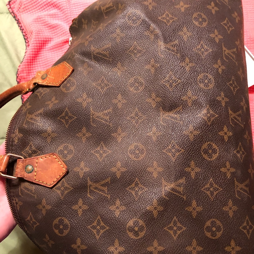 LV purse